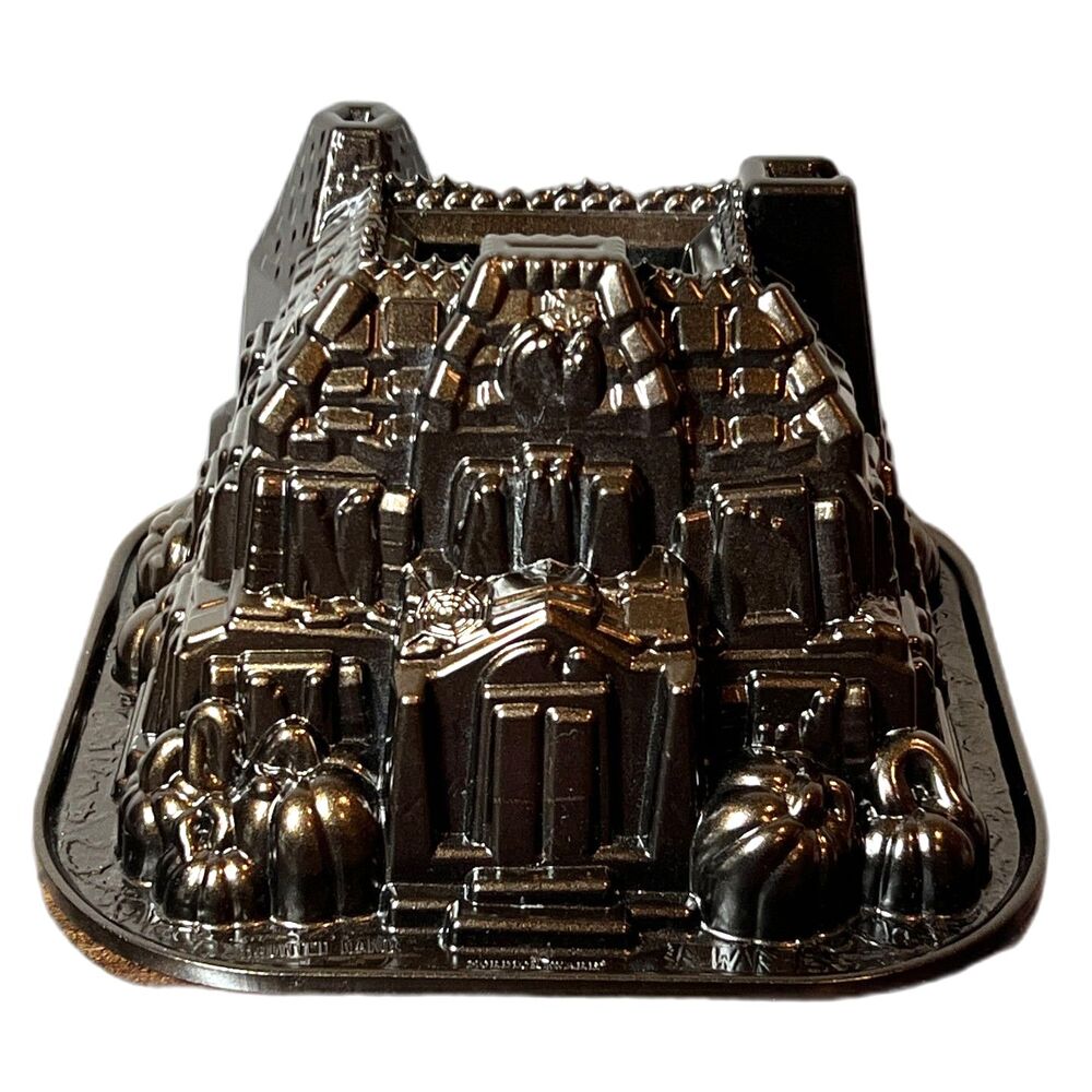 Vintage Nordic Ware Haunted Manor Bundt Pan Cast Metal USA House Spooky Ghost